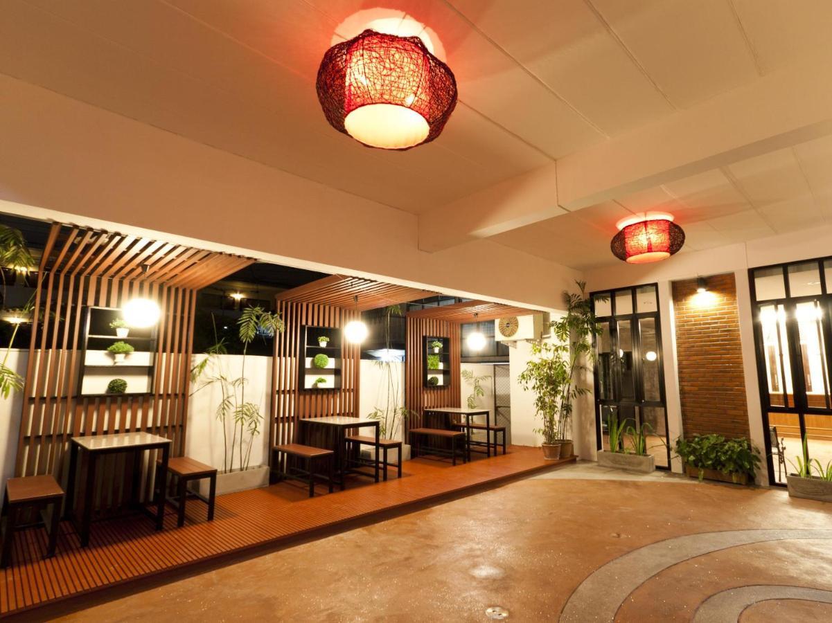Cm Apartment Chiang Mai Buitenkant foto